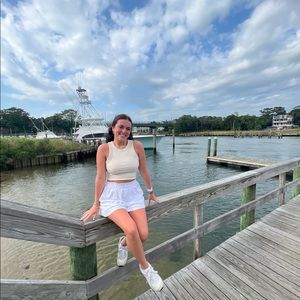 Meet your Posher, Gina